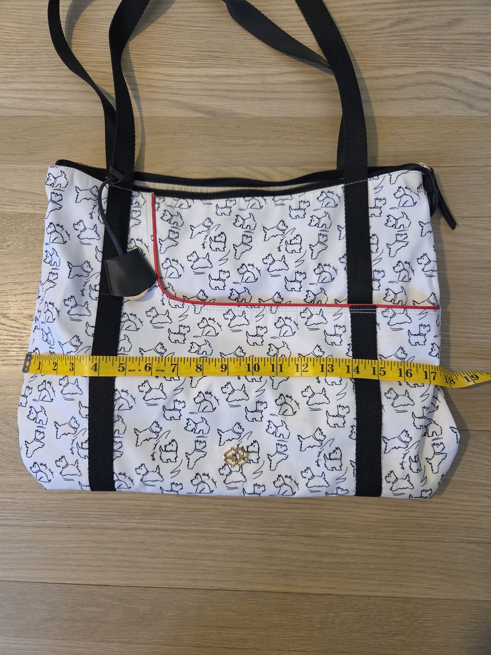 RADLEY LONDON White Tote with Black Scottie Print and Red Trim - Picture 2 of 12